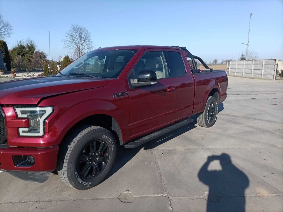 samochód osobowy FORD F150