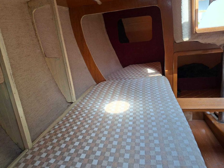 Jacht żaglowy kabinowy 6.3m 4 osoby przyczepa transportowa Powidz