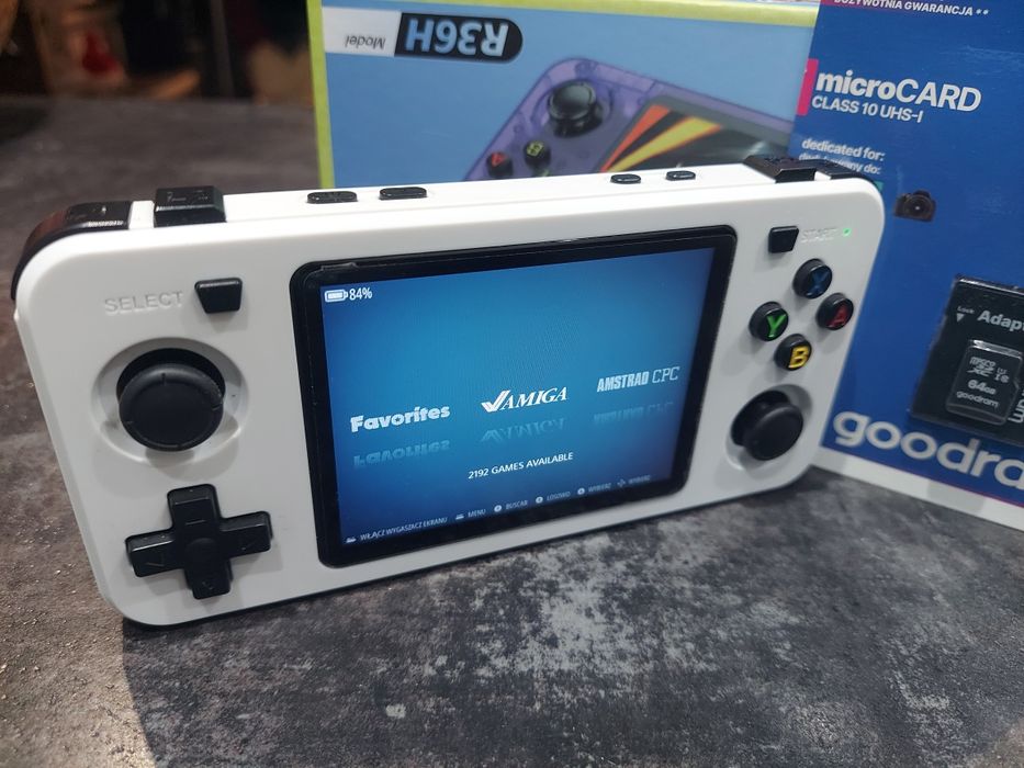 Konsola retro R36H (R36S) + 64gb Goodram + etui