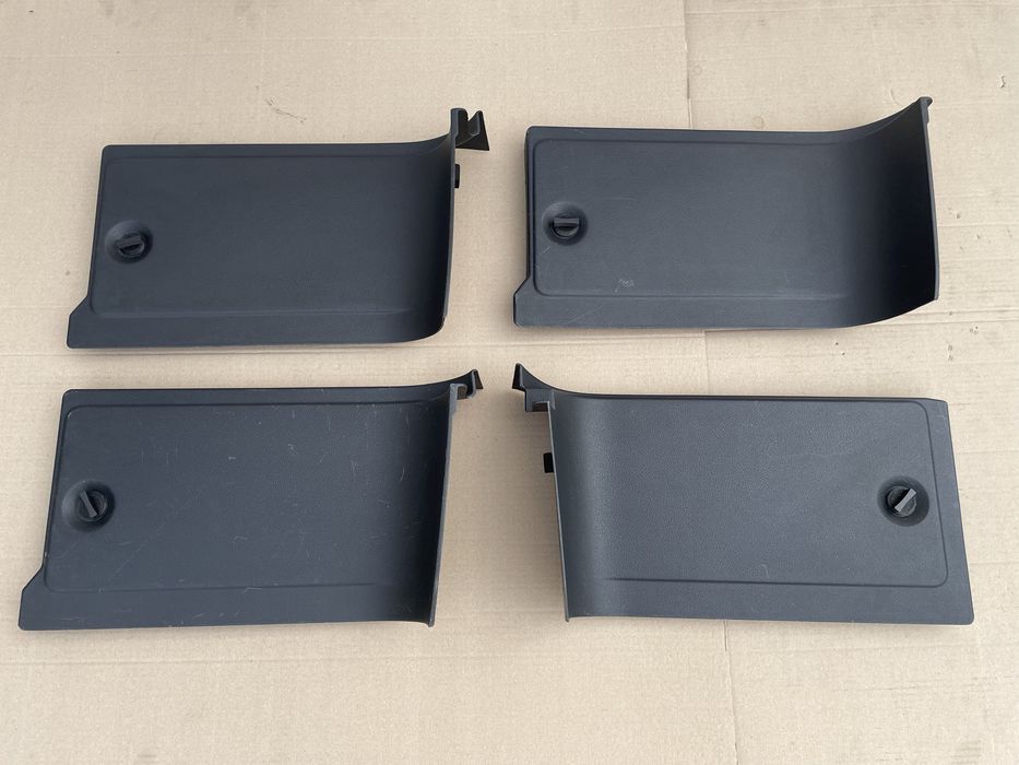 Крышка заглушка тумбы сидения для VITO-VIANO W639