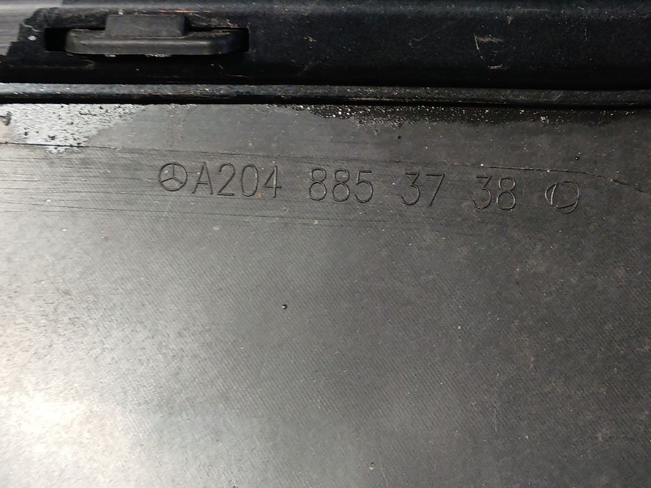 Pára-choques trás MERCEDES-BENZ Classe C (W204)
