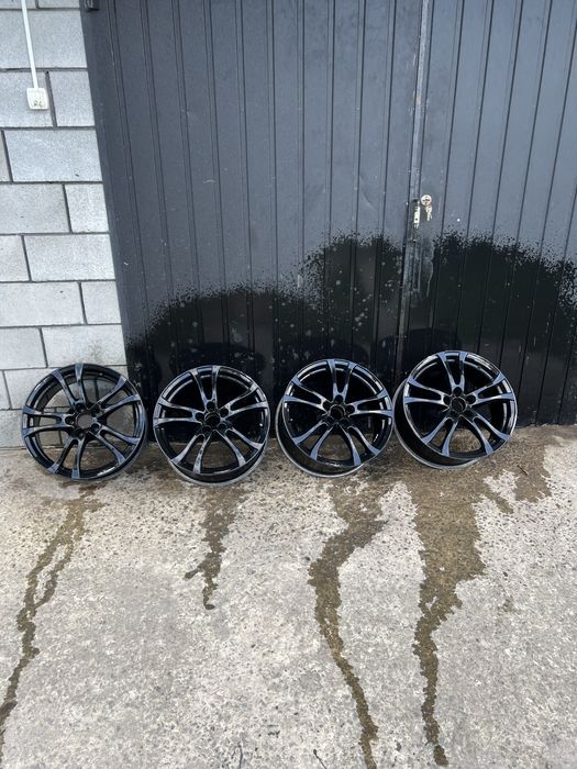 Продам тітани в хорошому стані р18