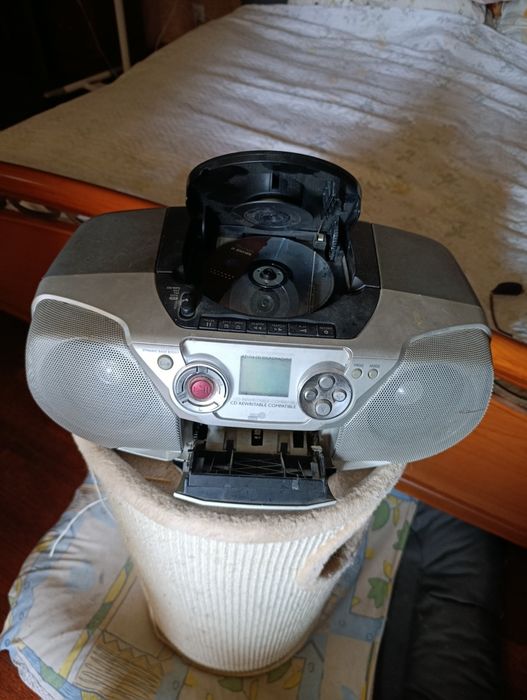 Бумбокс Phillips AZ1316/00C