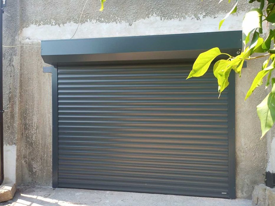 Bramy rolowane garażowa brama