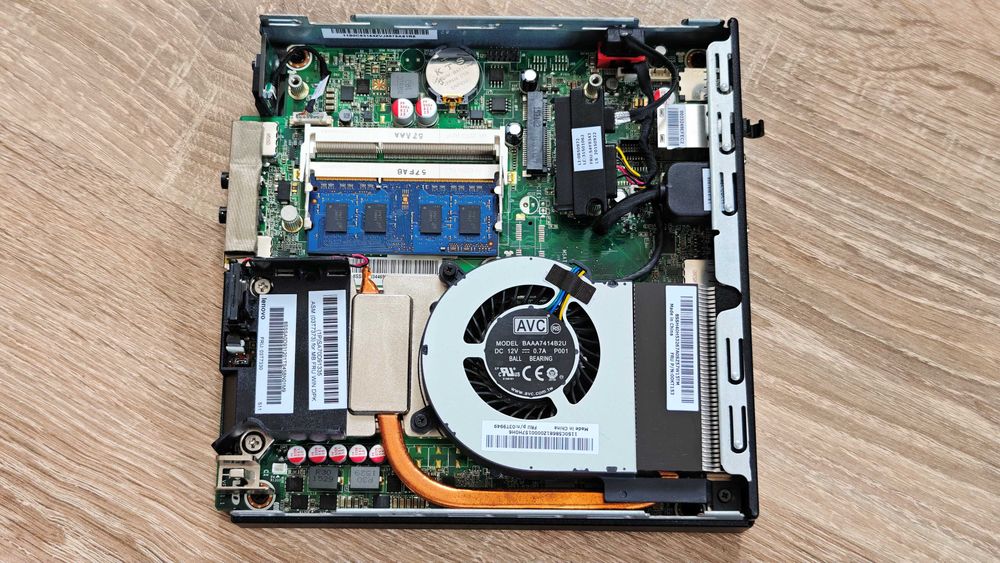 Lenovo ThinkCentre M83 Thin