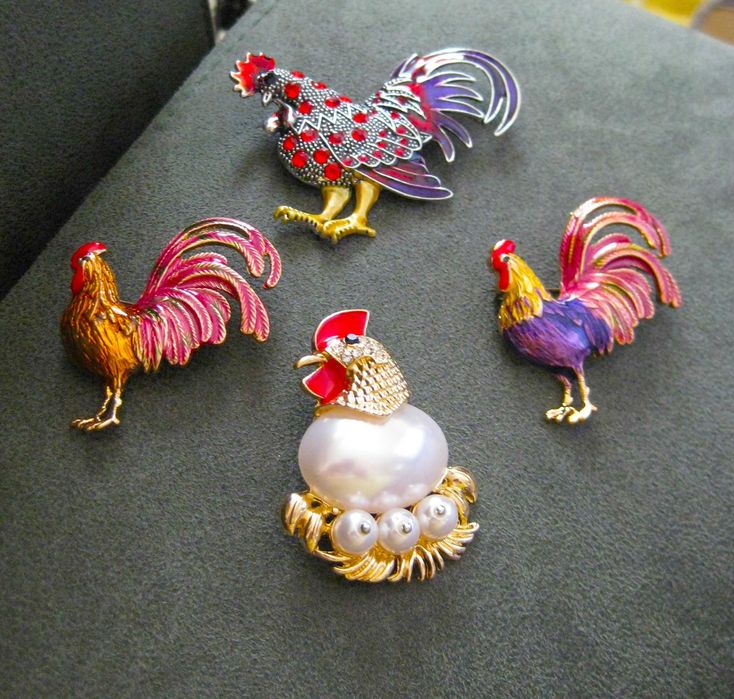 Alfinete / Broche / Pregadeira Galinha NOVO