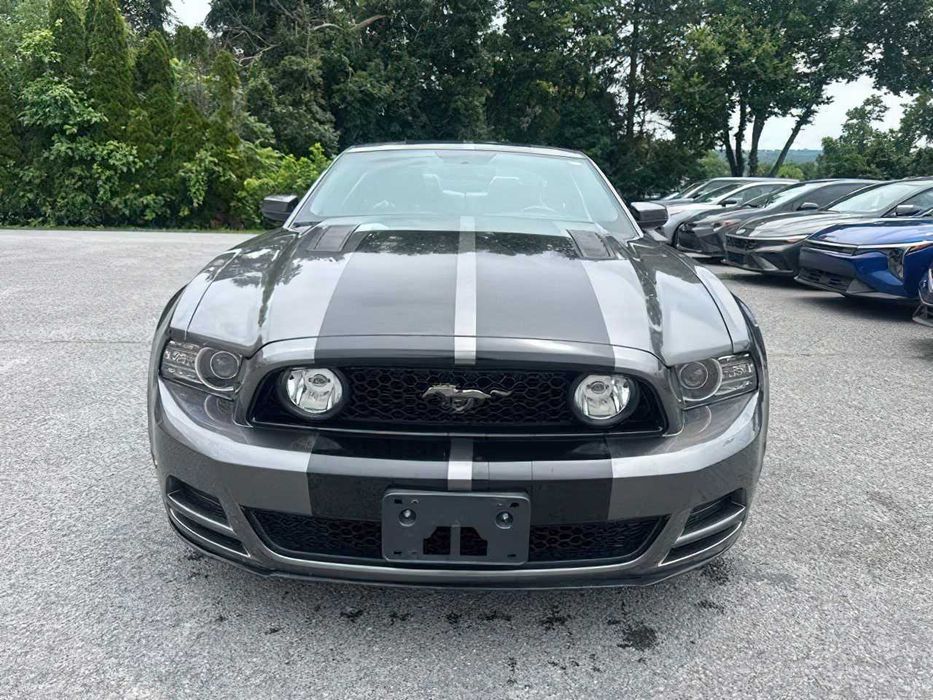Ford Mustang      2014