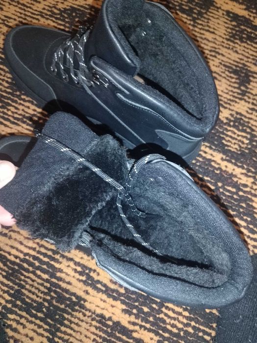 Черевики зимні, нові.