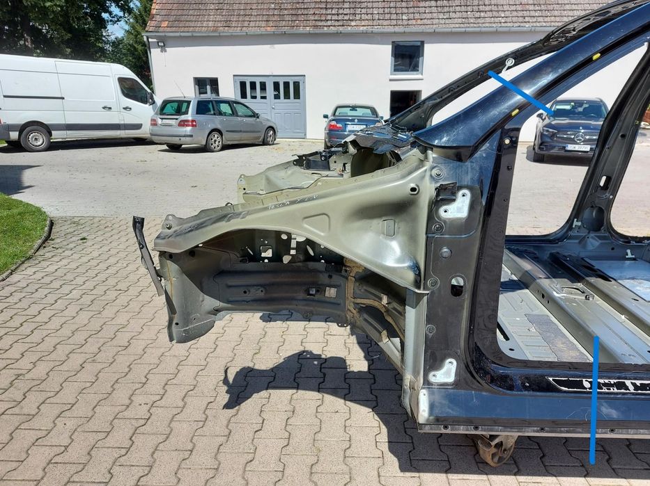 TESLA MODEL Y 2022r, napęd tył ćwiartka lewa przód przednia oryg