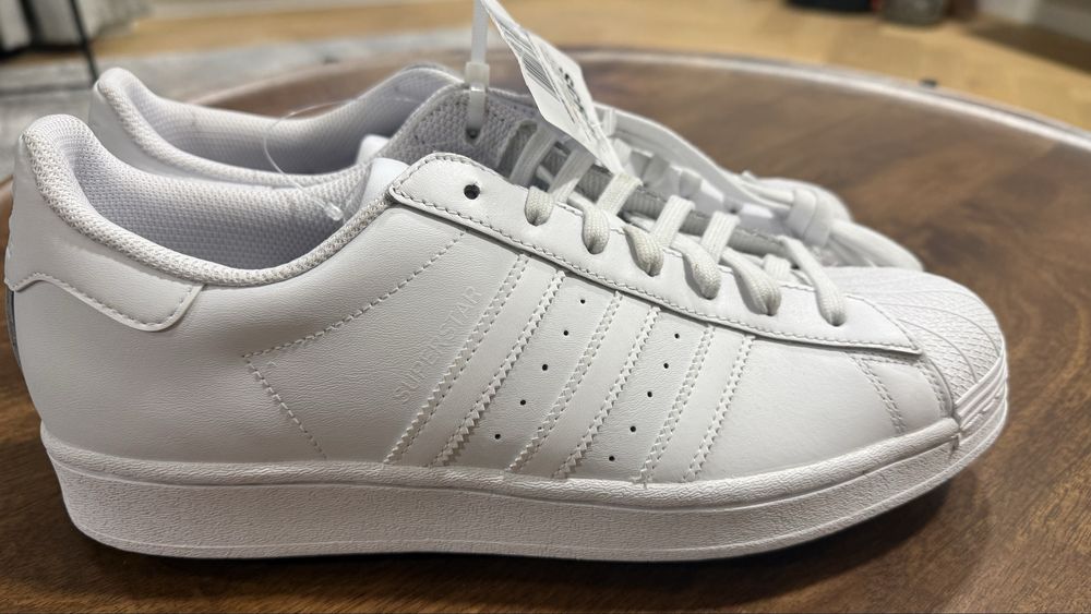 Adidas superstar 44 2/3