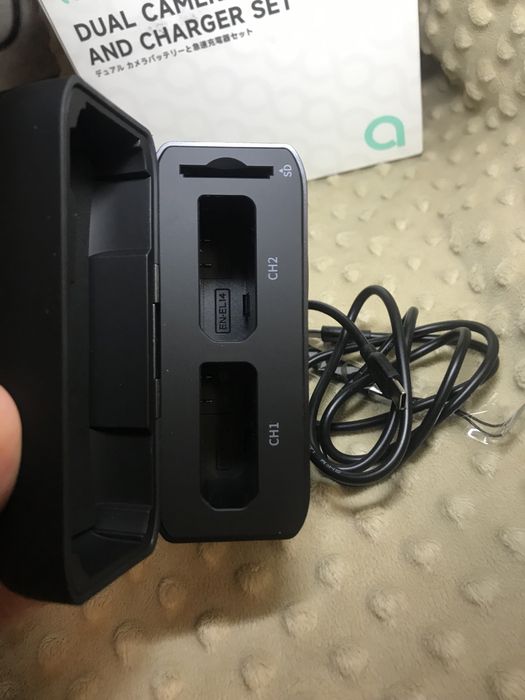 Зарядка для акумуляторів камер Canon , llano 18W, подвійний