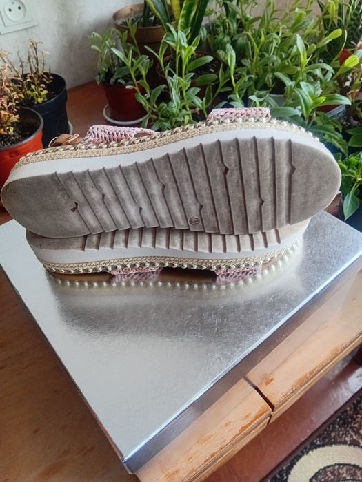 Женские босоножки в хорошем состояние стелька 26 розмер 41,5