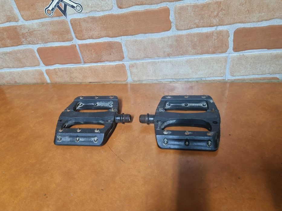 Pedais Plataforma - Otimo estado