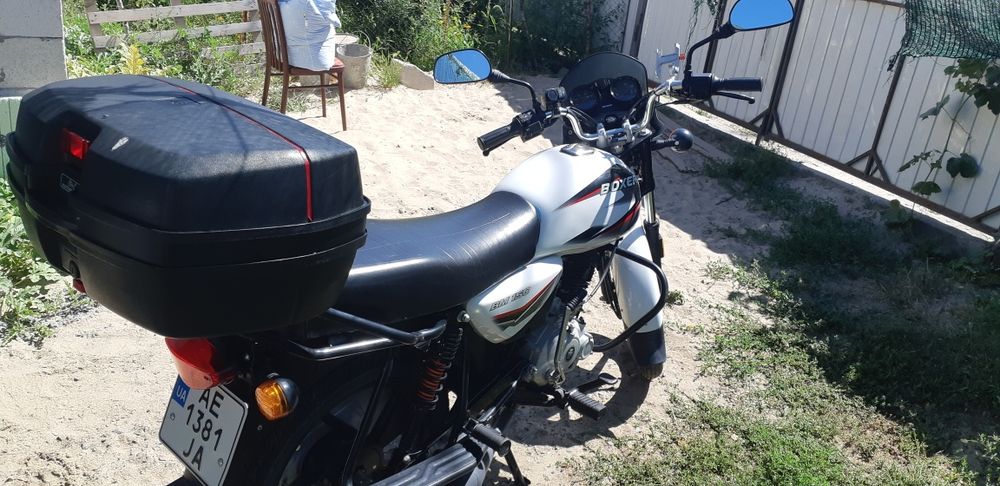 Bajaj 150 2022 року