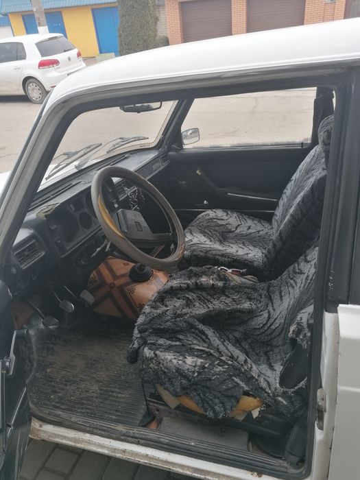 Продам ваз 2104 мотор 2105