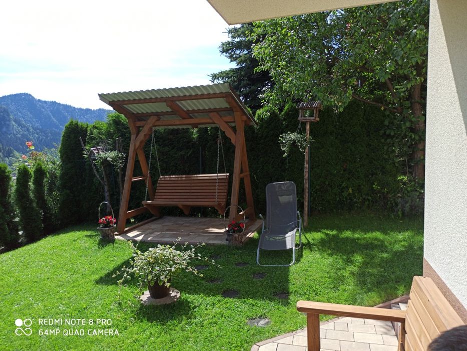 Frrie w górach. .Pokoje z widokami w górach.