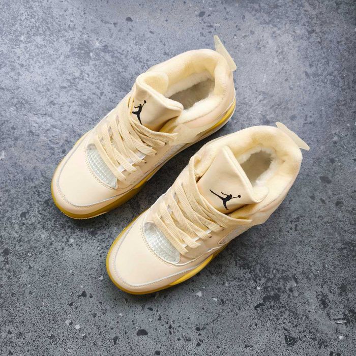 Кросівки Nike Air Jordan 4 Retro з хутром зимові