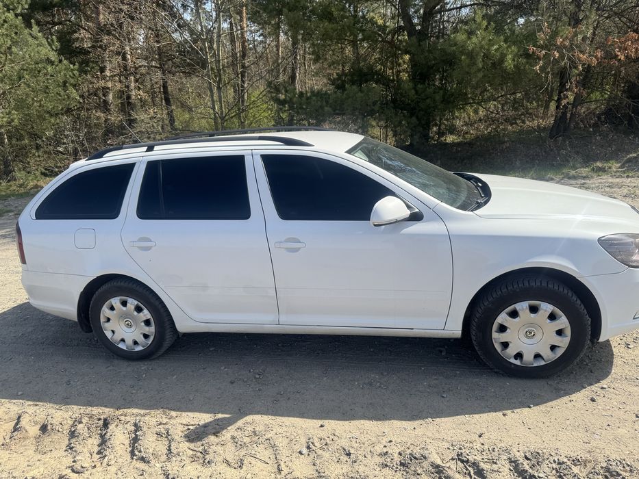 Skoda Оctavia a5 2011рік 1,6 г/б