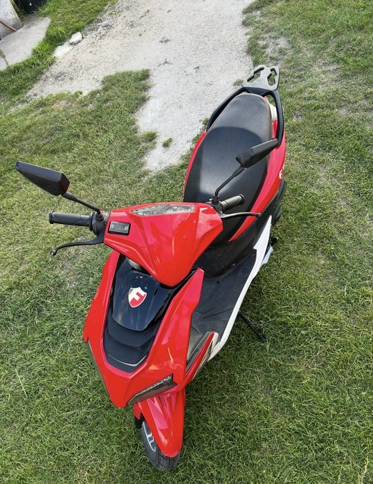 Продам скутера Forte Canoe