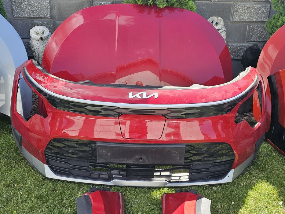 Kia Niro EV 2023 2024 2025 Бампер передний комплектный б/у оригинал.