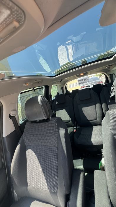 Peugeot 5008  de 2010
