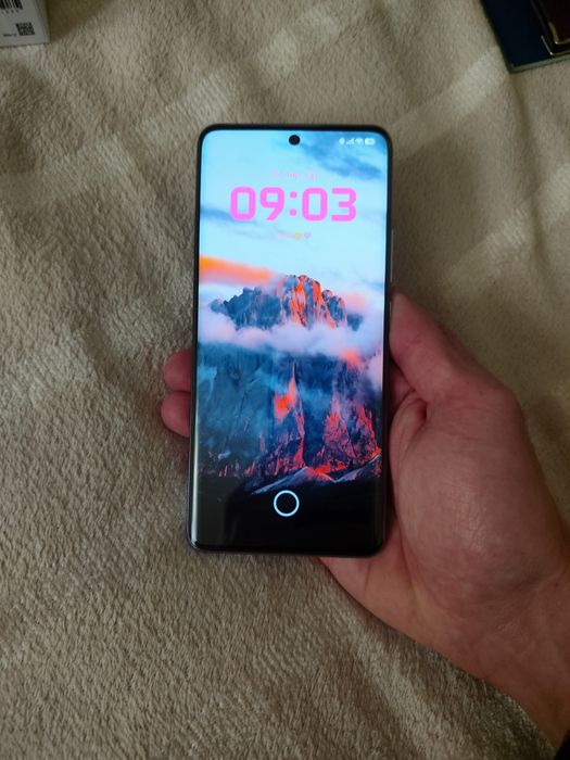Redmi note 14 pro + 5g 12/512, хорошому стані комплектація повна присутній мін торг
