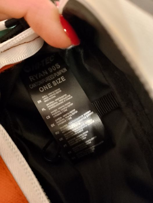 Saszetka,nerka HI-TEC