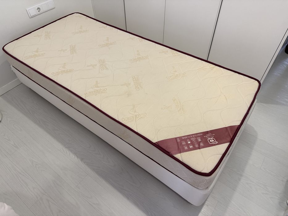 Sommier com colchao NOVO