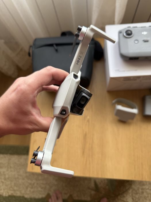 Dron Dji mini 2 se FMC