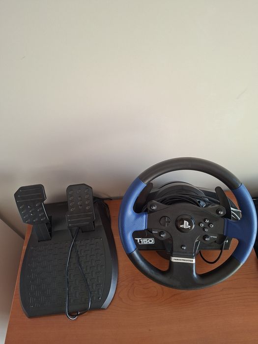 Volante ThrustMaster T150
