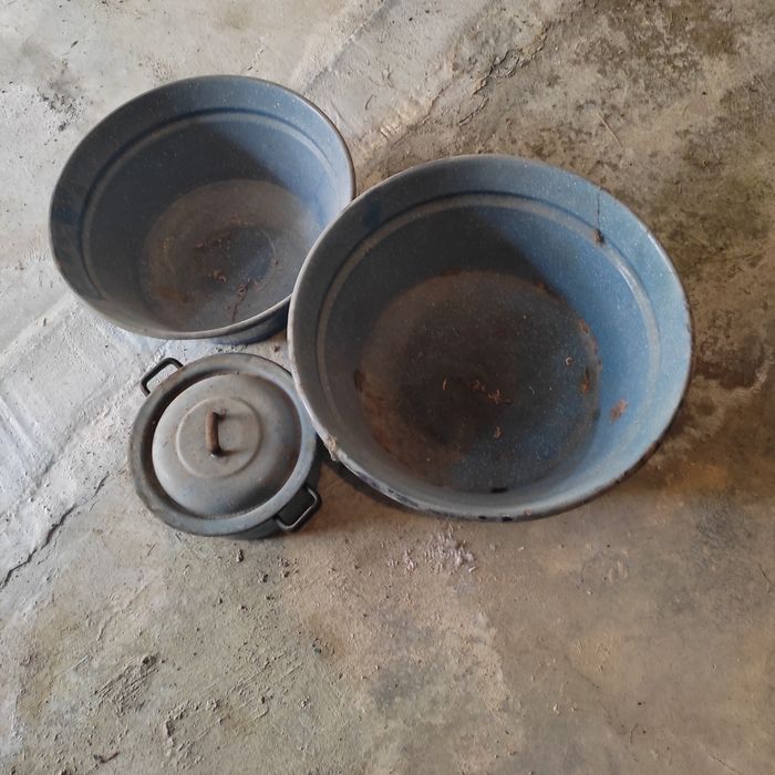 Tachos e panelas esmalte azul