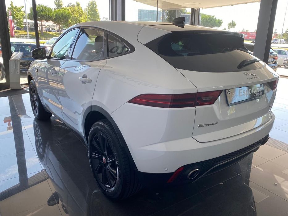 Jaguar E-Pace 2.0 i4D R-Dynamic S528028420382412803