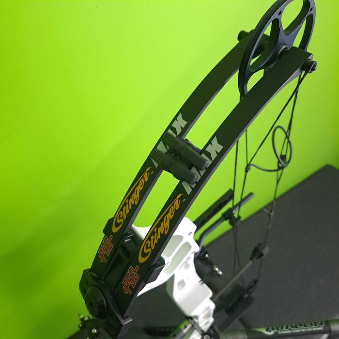 PSE Stinger Max SS (2020) – łuk bloczkowy z pełnym wyposażeniem