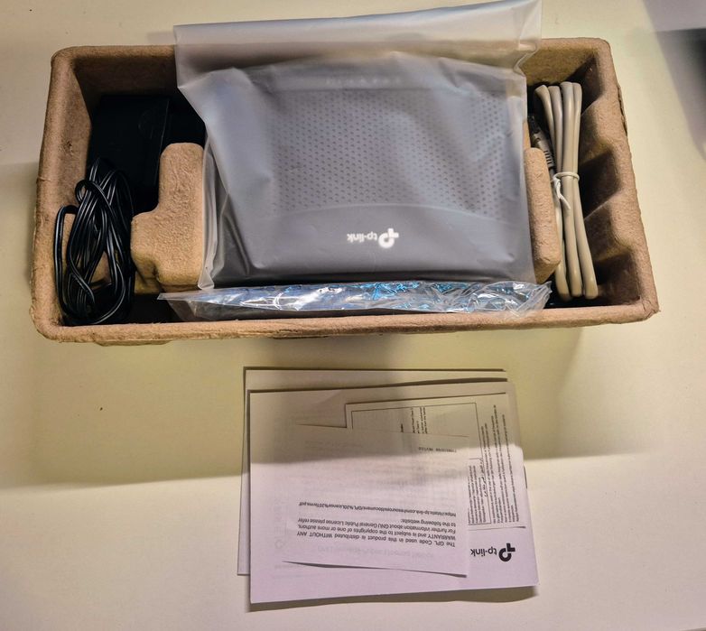 TP-Link TL-MR100 – 4G LTE Wi-Fi N300 Router64284338912386122