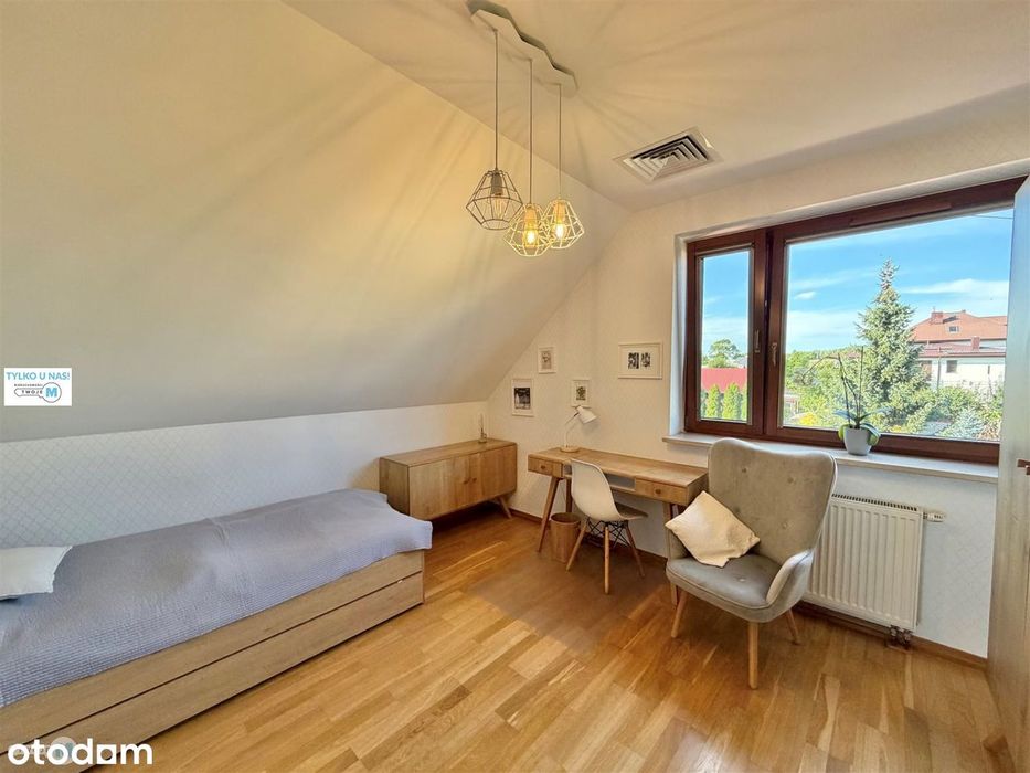 Komfortowy dom premium z fotowoltaiką i garażami