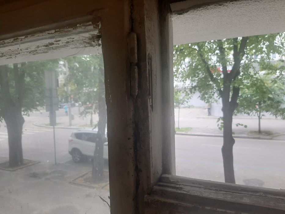 Продам 2комн центр красная линия  МостСити