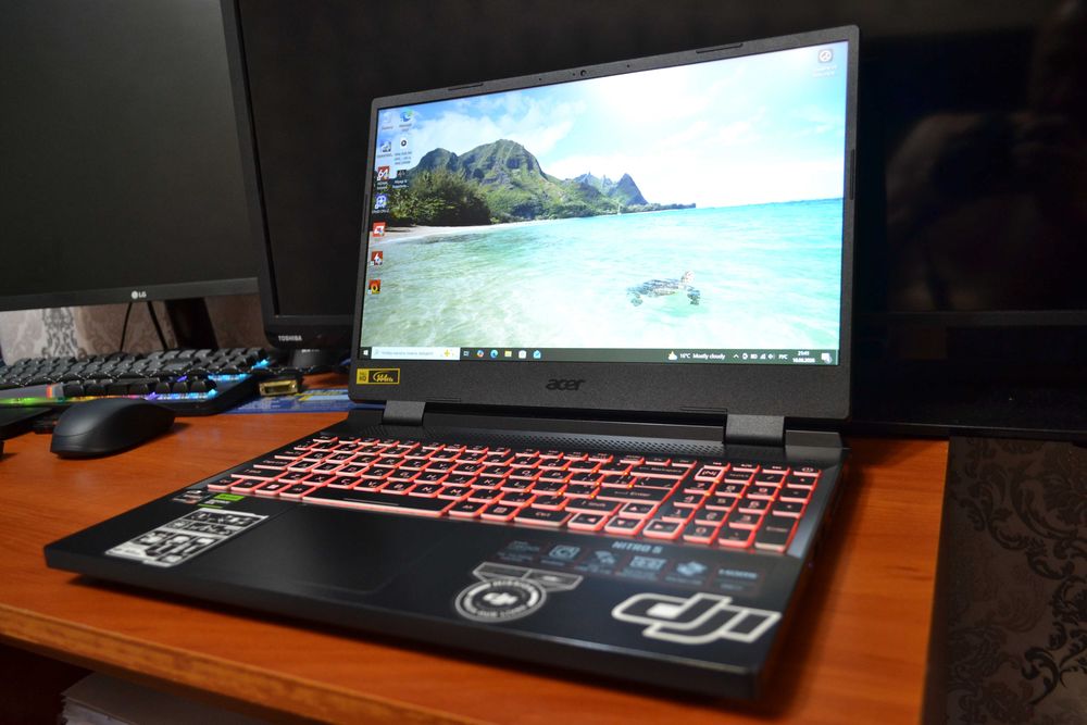 Acer Nitro 5 AN515-46-R7KA( Ryzen 7 6800H (8(16) ядер)/ GeForce RTX 3070 Ti 8Gb /16Gb DDR5/SSD 512Gb/ 144Hz)