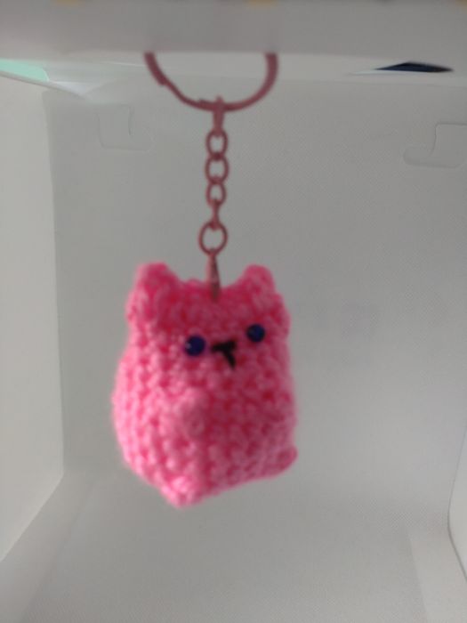 Miś breloczek różowy