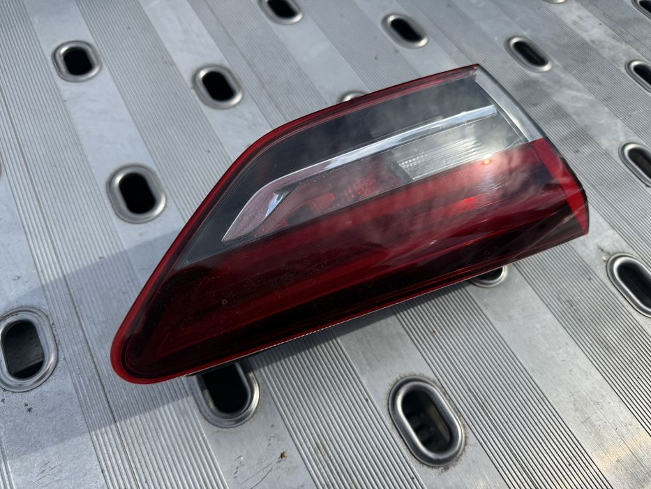 Opel Insignia B II HB Lampa Lewy Tył 20660111 wersja europejska