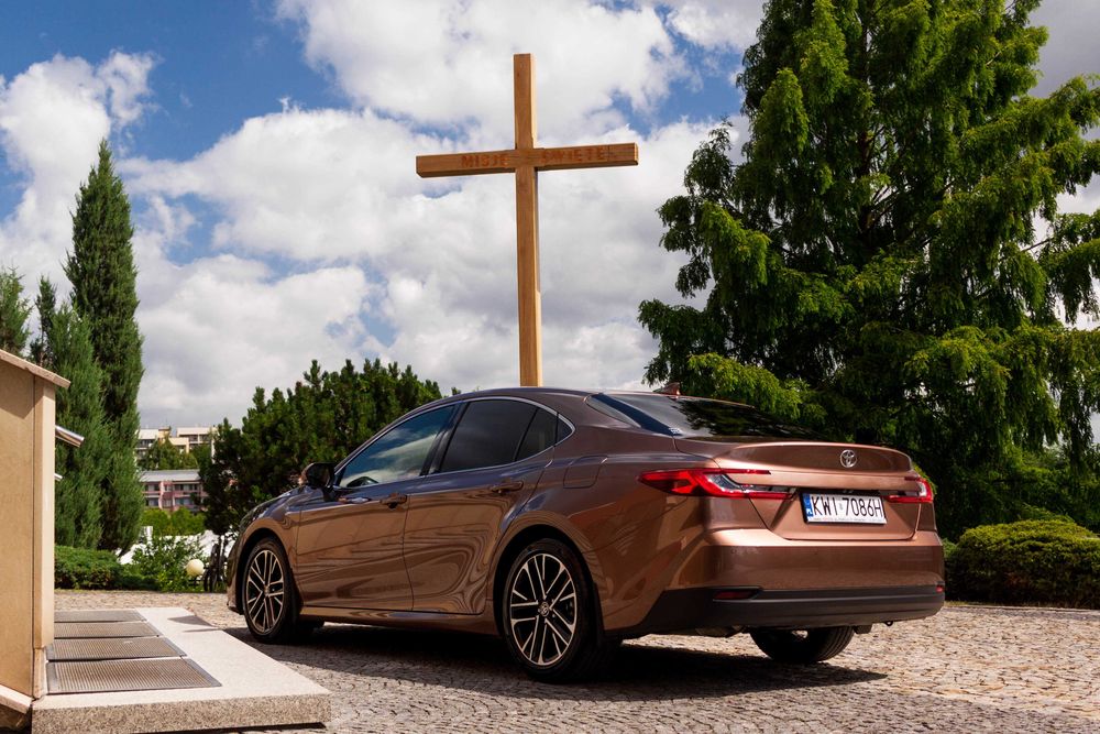 Toyota Camry  Samochód na ślub, wesele, wynajem - samochodowe-love