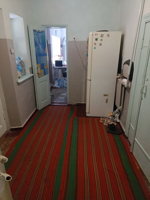 Продаю будинок 6 военна 4 кімнати,