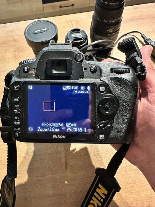 Nikon D90 lampa SB900 obiektywy zestaw BDB stan!