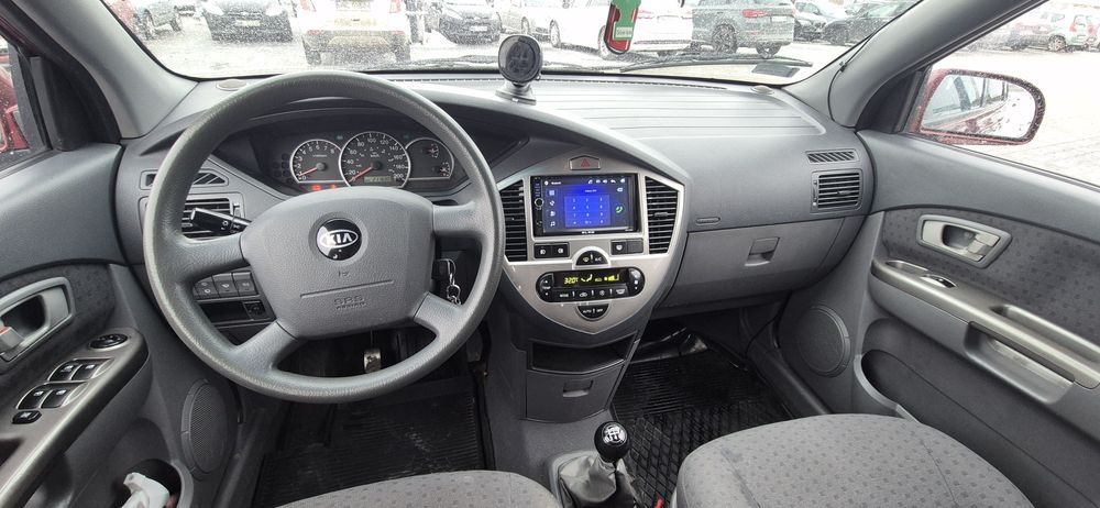 Sprzedam kia carens 2005