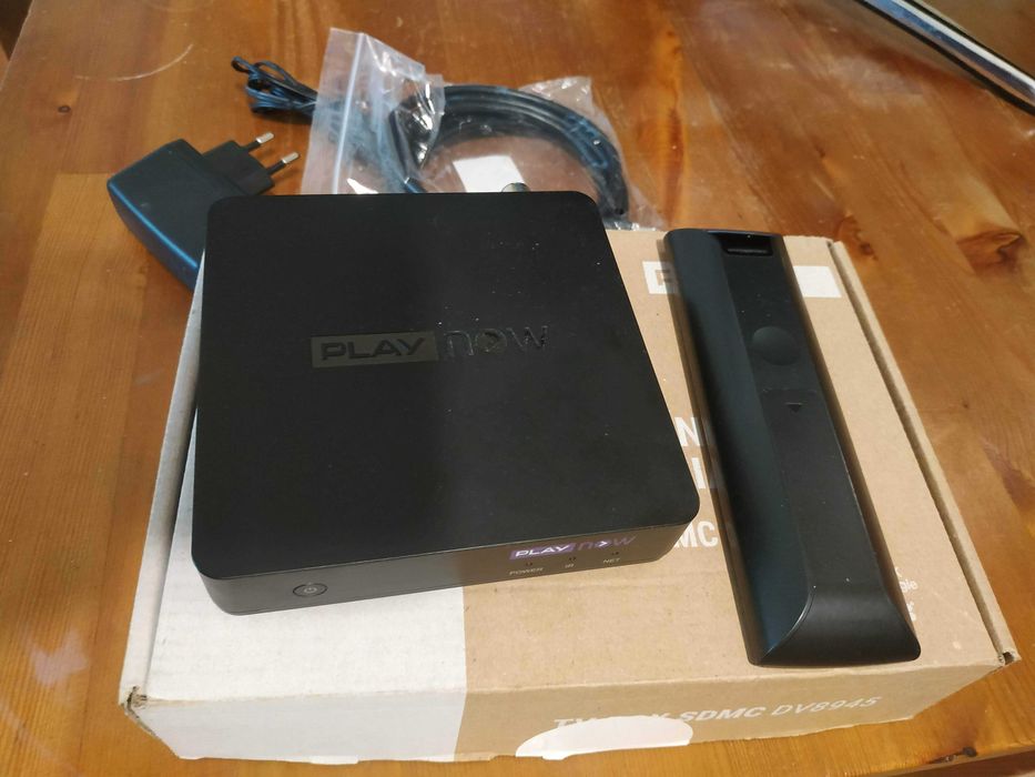 Smart box Tv Android WIFI Netflix YouTube Dvbt2 Hevc 2w1 Unikat.