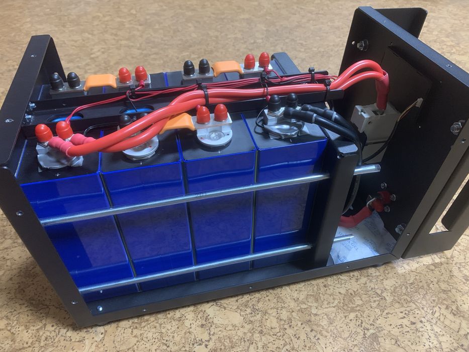 Акумуляторна збірка lifepo4 /12 вольт/ 4S EVE 304Ah Grade A