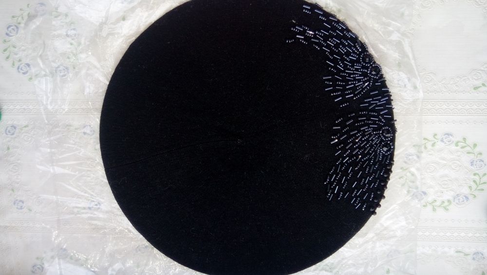 Женский берет,черный