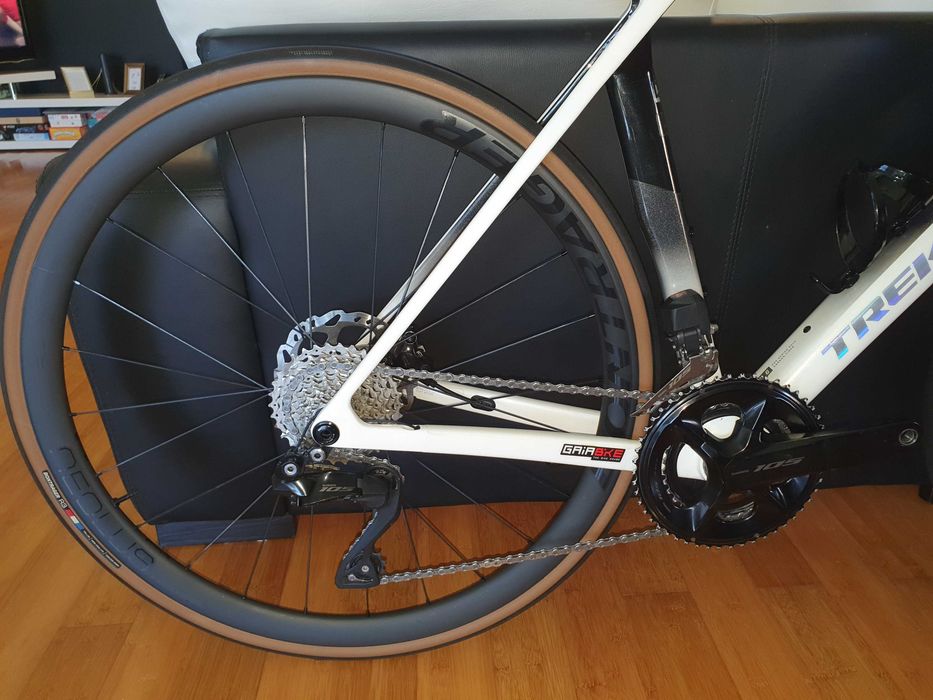 Trek Madone SL6 Gen 8 (Di2 24v)