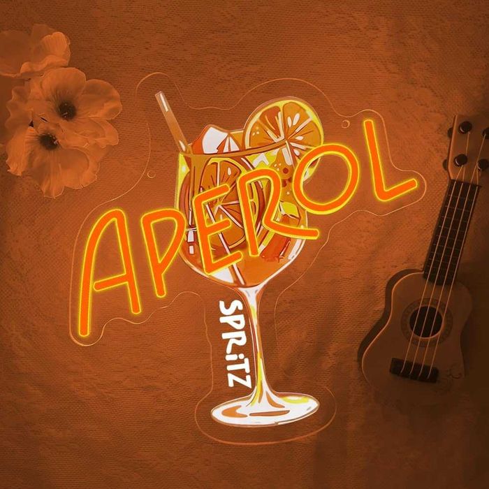 Reclame Luminoso Decorativo "Aperol Spritz" com Iluminação LED Néon em Base de Acrílico - Carregado por USB - Diferentes Frases e Temas