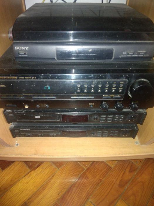 Aparelhagem MARANTZ,com prato da sony