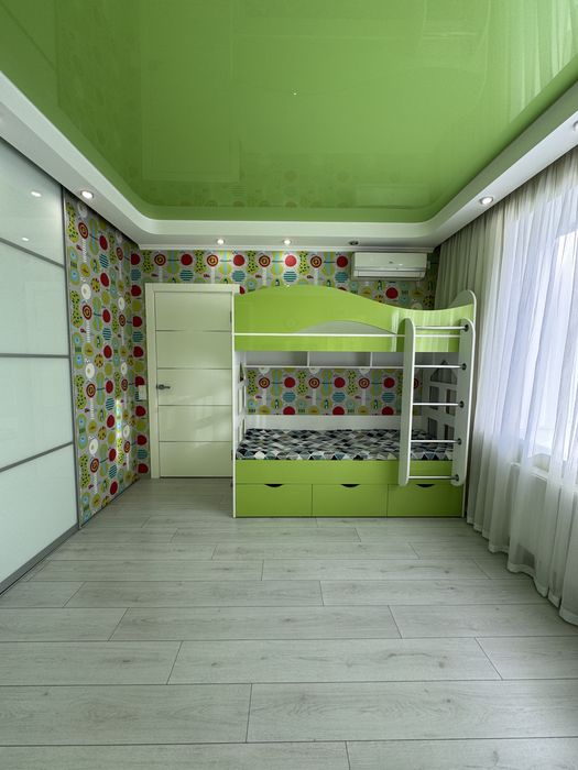 Готова квартира з меблями та технікою! Стрілецька набережна